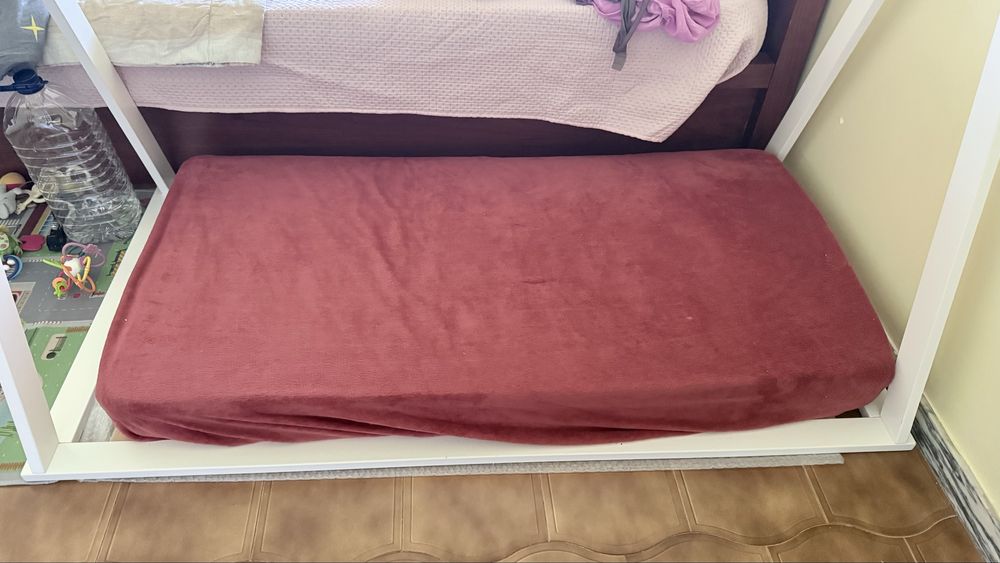 Cama infantil com colchao