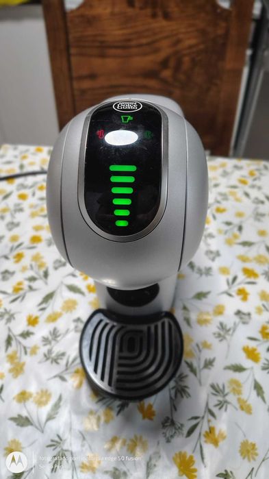 Máquina de café Doce Gusto