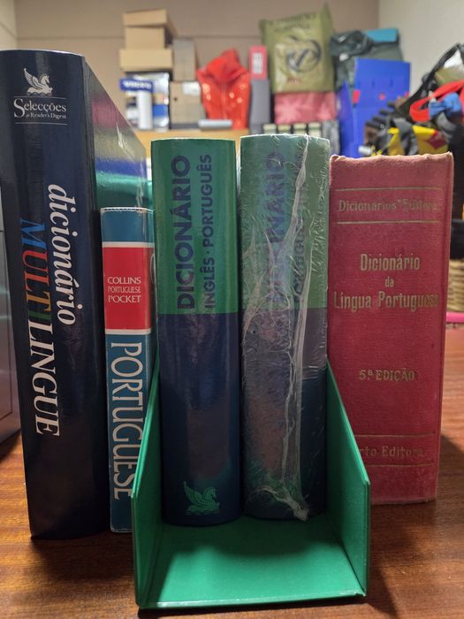 Dicionários português inglês multi-linguas