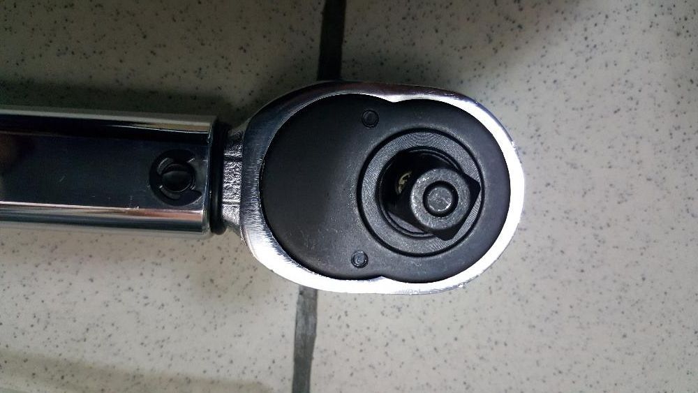 Chave dinanométrica 1/2" - capacidade 42 a 210 Nm