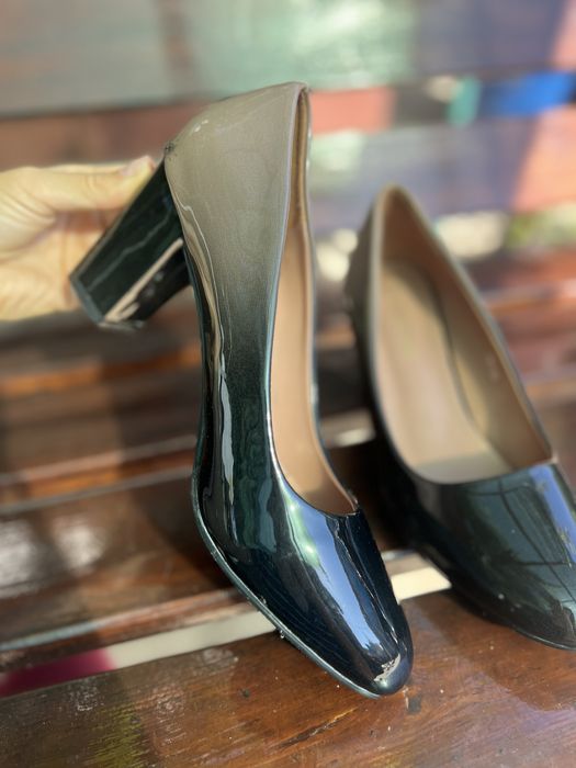 Туфлі лакові