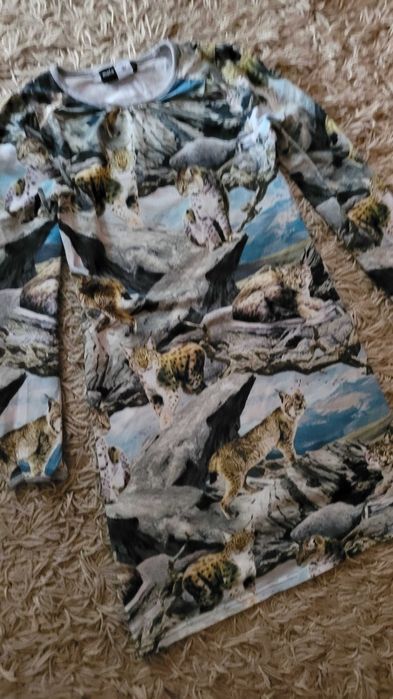 Sukienka dla miłośniczki dużych kotów 134/140