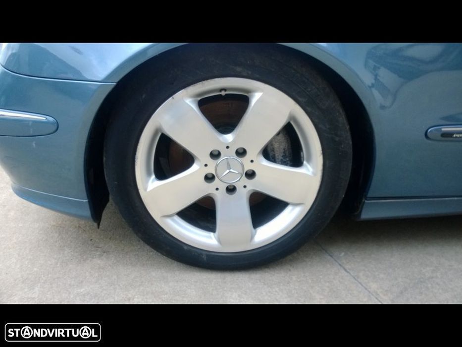 Traseira / Frente /Interior Mercedes W211 2005