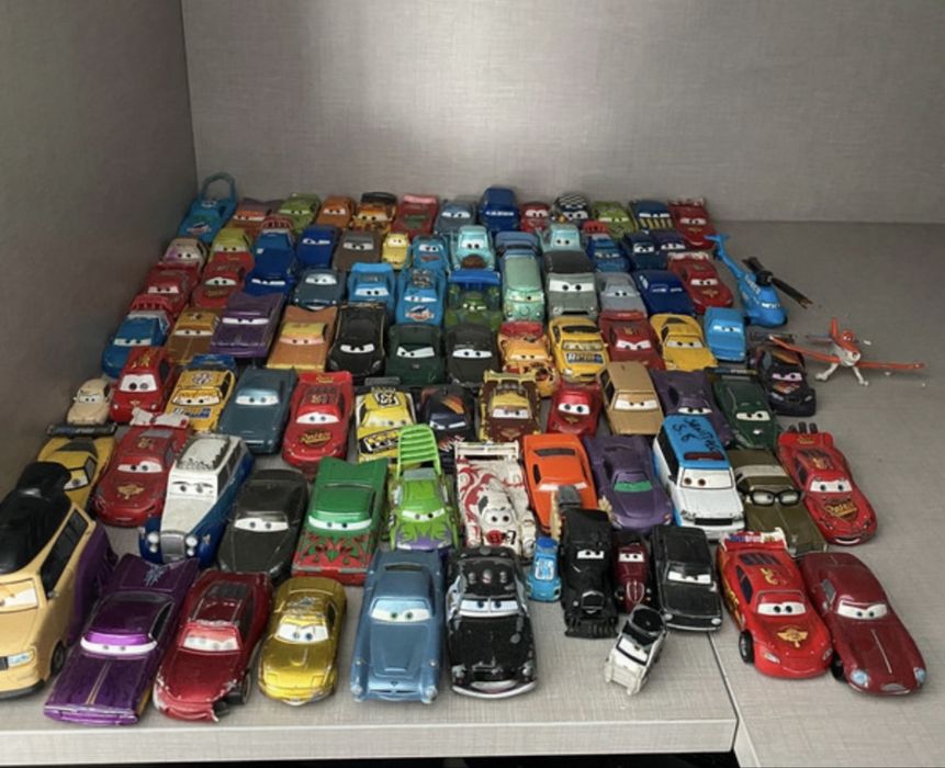 Coleçao de 90 Faisca Mcqueen