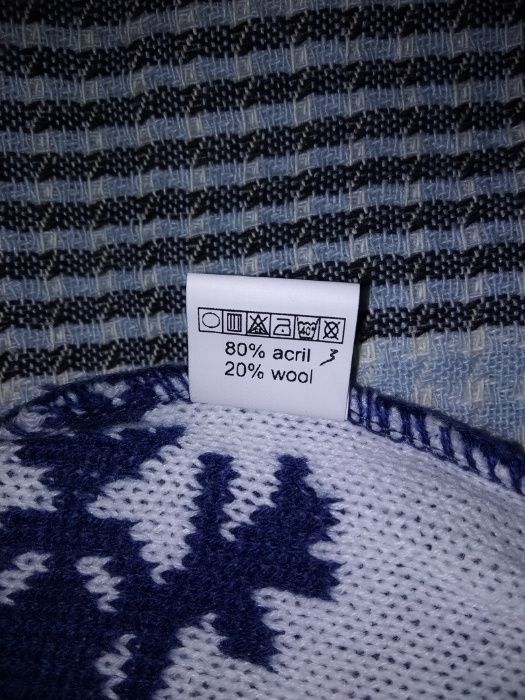 Продам вязаное платье