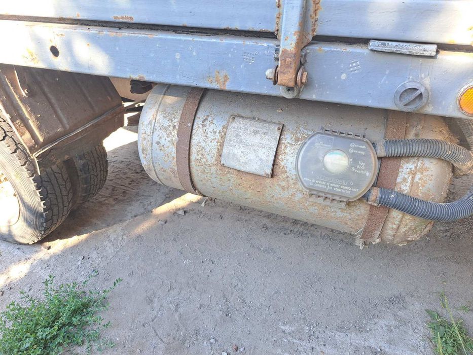 Продам Газель на повному ходу.