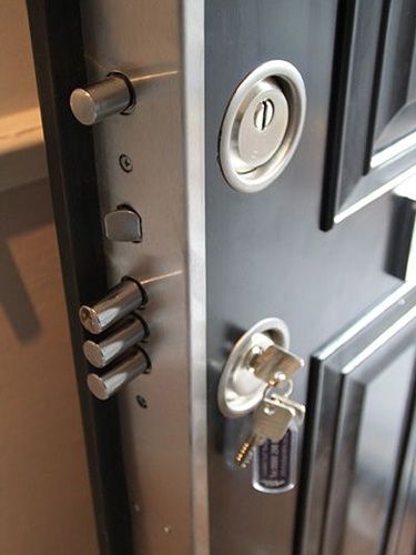 Установка, Замена, Вскрытие замков.