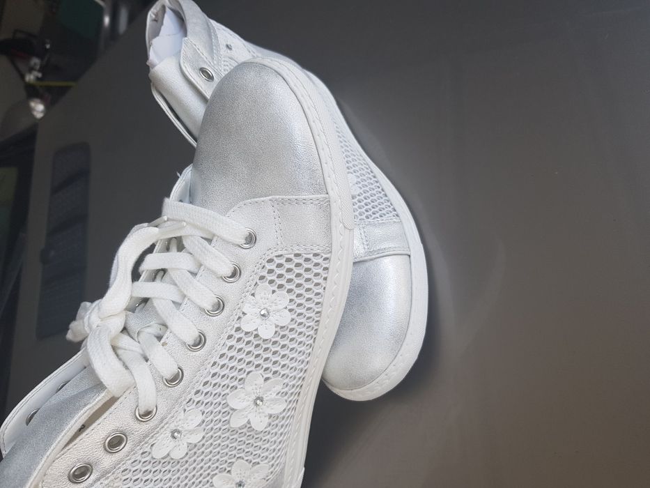 Obuwie serdecznie polecam