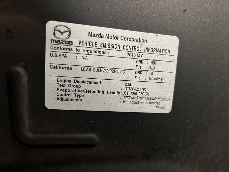 Капот на Мазду 6 GJ під рихтування
