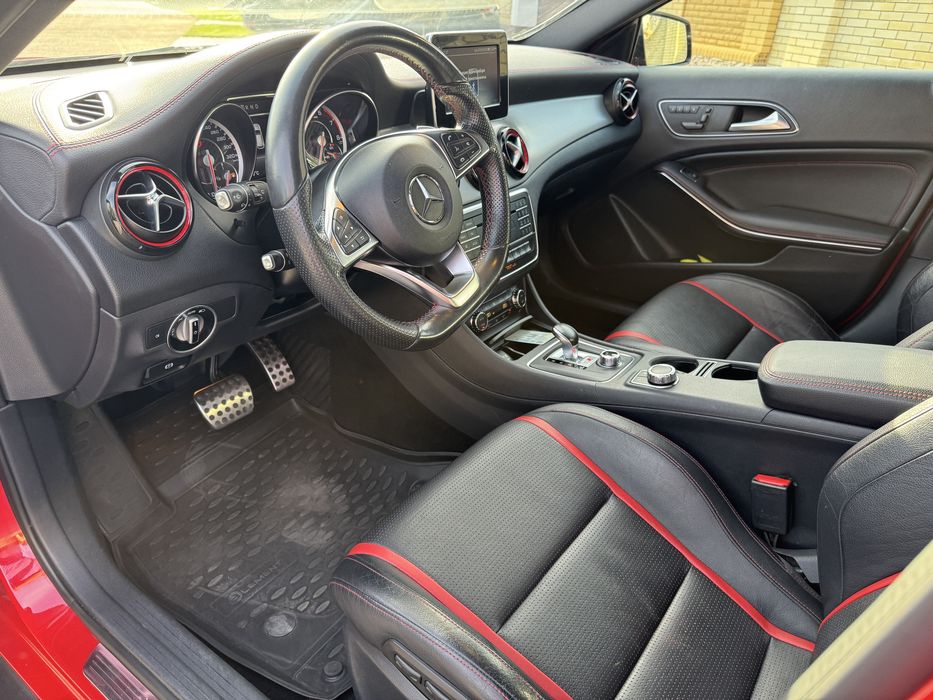 Продам мерс GLA 45 AMG