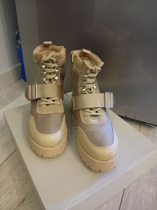 Trzewiki rozmiar 38 ccc