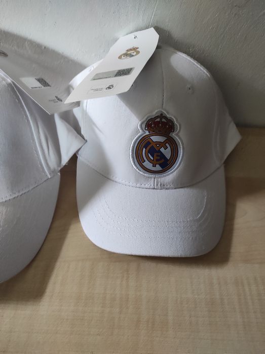 2 czapki Real Madryt
