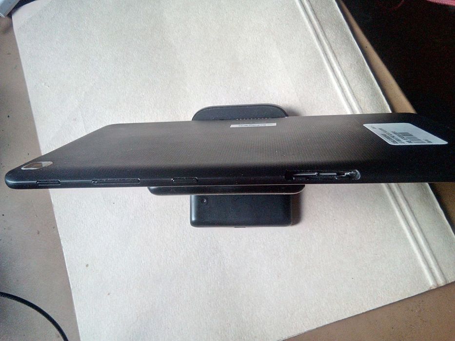 Планшет LG V 530