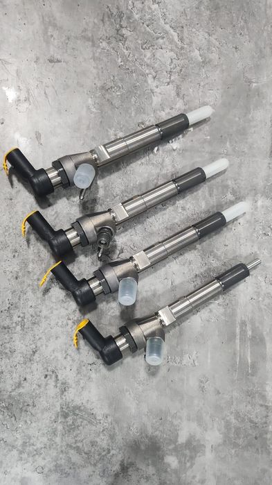 Nowy WTRYSKIWACZ  1660.000.Q1F Continental H8200.704.191 NISSAN 1.5