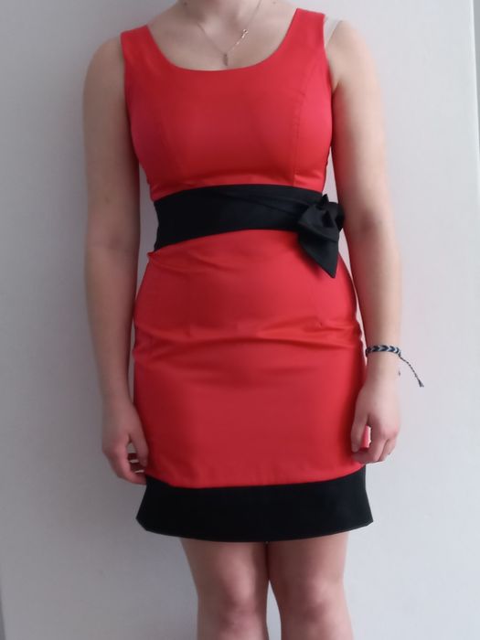 Sukienka elegancka łosiosiowa roz.38/M