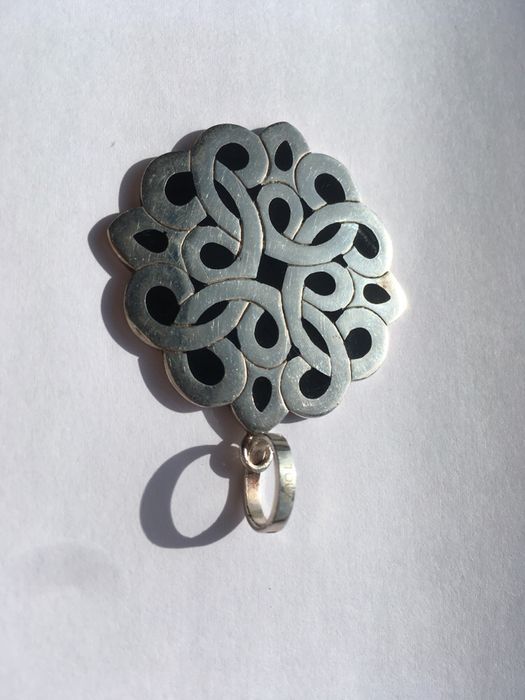 Pingente colar TOUS grande prata