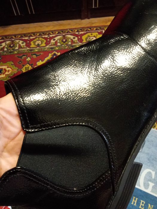 Новые Деми ботиночки лак р.43 на стельку 27.5