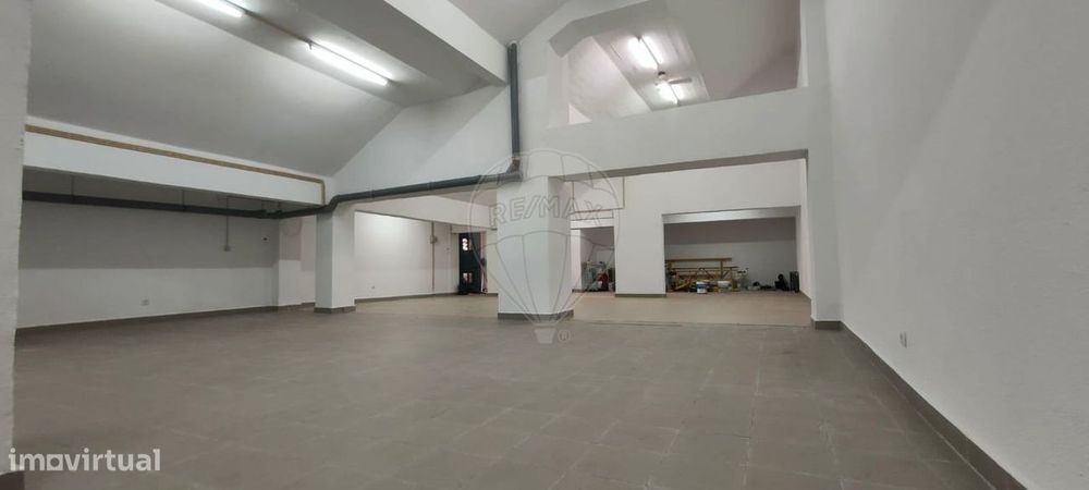 Armazém  para venda
