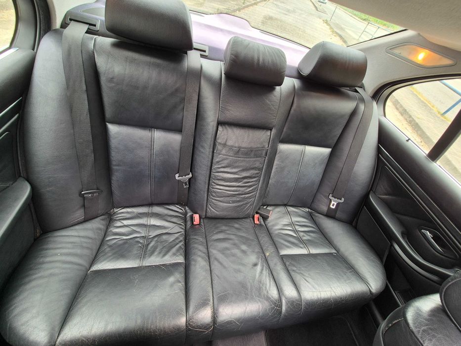 BMW E39 - 520I (6 cilindros gasolina)