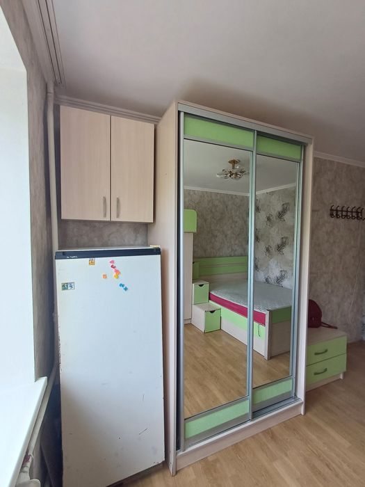 Продам кімнату в гуртожитку  на Антонова