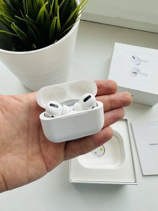 Гарнітура Apple AirPods Pro MagSafe