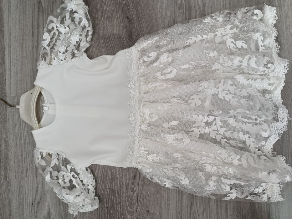 Платье 3-4 года нарядное