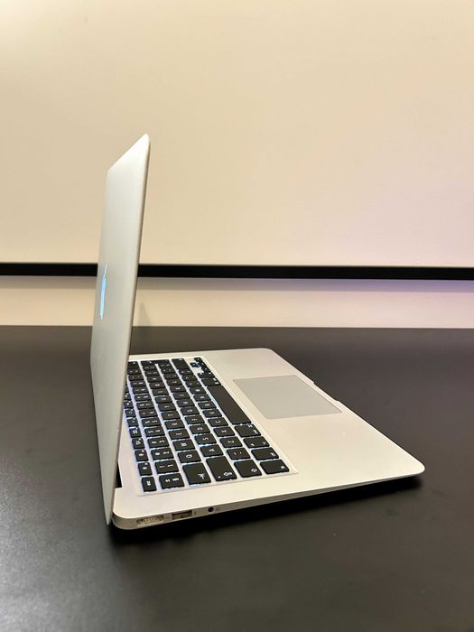 MacBook Air 13” 2017 | 8gb RAM | 128 gb SSD | gotowy do pracy