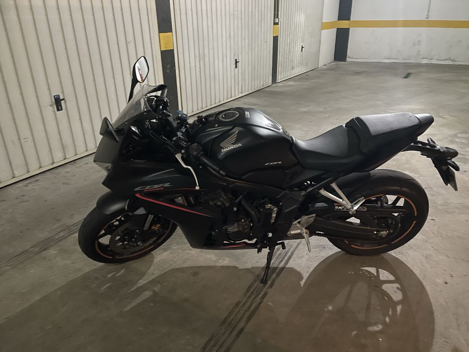 Honda CBR 650 2025