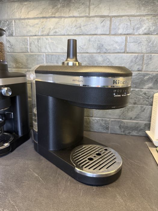 Кавоварка та кавомолка kitchenaid