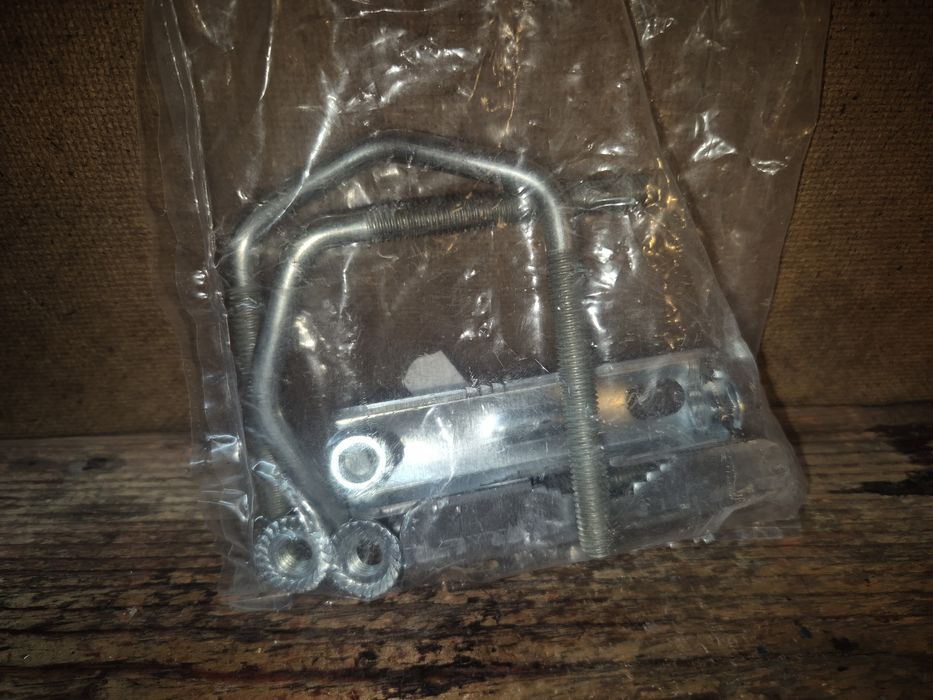 Mocowanie anteny  zaciski