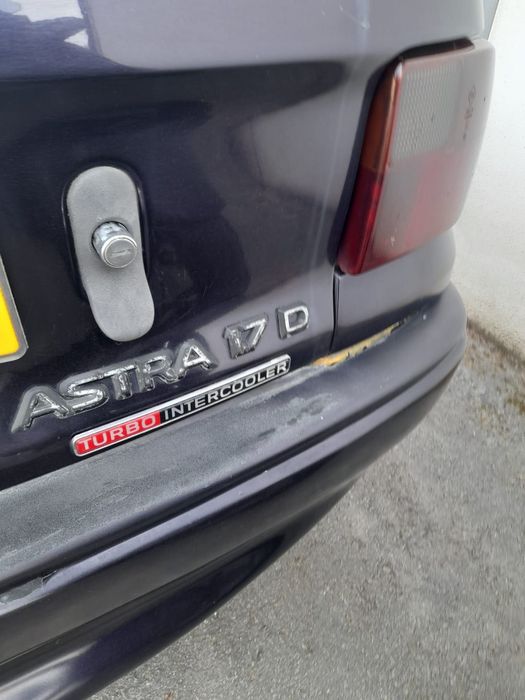 Opel Astra izuzu