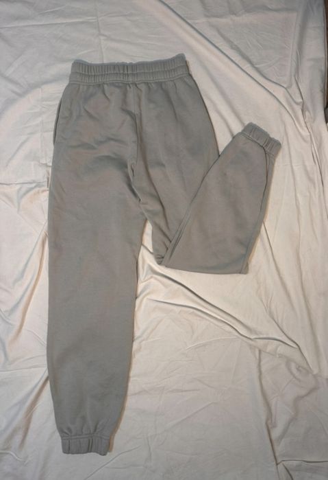 Spodnie dresowe new yorker 32