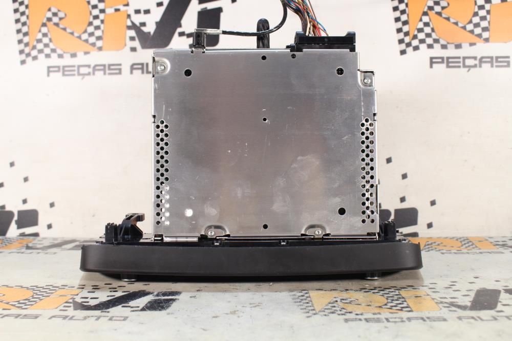 Rádio / auto-rádio BMW 1 (F20)