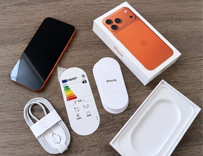 iPhone 17 Pro Max 256GB Laranja | Como Novo | Fatura + Garantia
