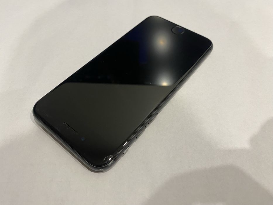 Iphone 8 64gb (стан супер!)