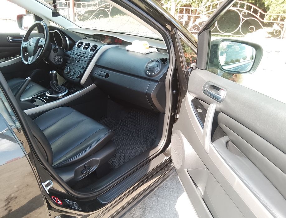 Продам автомобіль Mazda CX7 2.2 дизель 2011