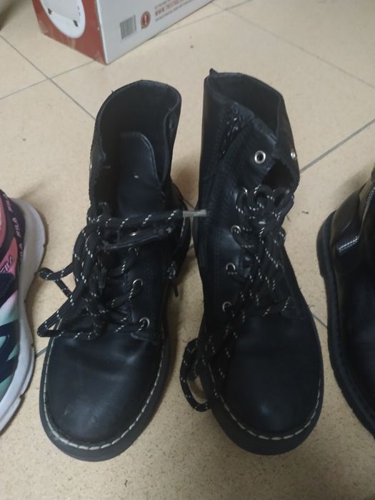 Conjunto de calçado para criança