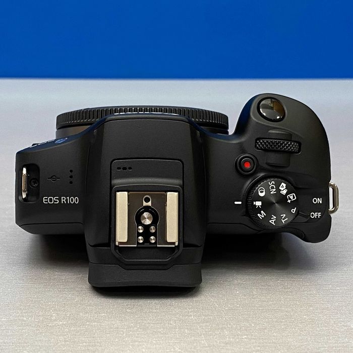 Canon EOS R100 (Corpo) - 24.1MP