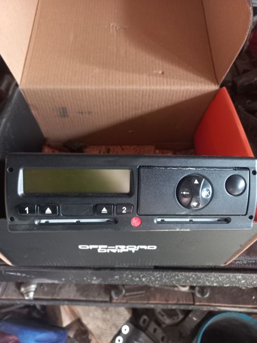 Тахограф цифровий на дві чіп карти