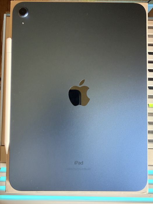 iPad 10 Gen 64GB Azul + Apple pencil USB-C - Como novo