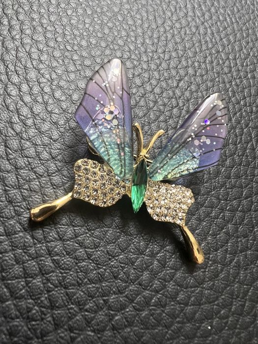 #broszka motyl delikatny w stylu artelioni apart