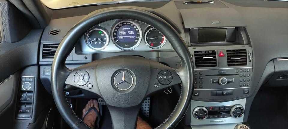 Mercedes-Benz C 220 CDI Avantgarde  BlueEficiency Pack AMG