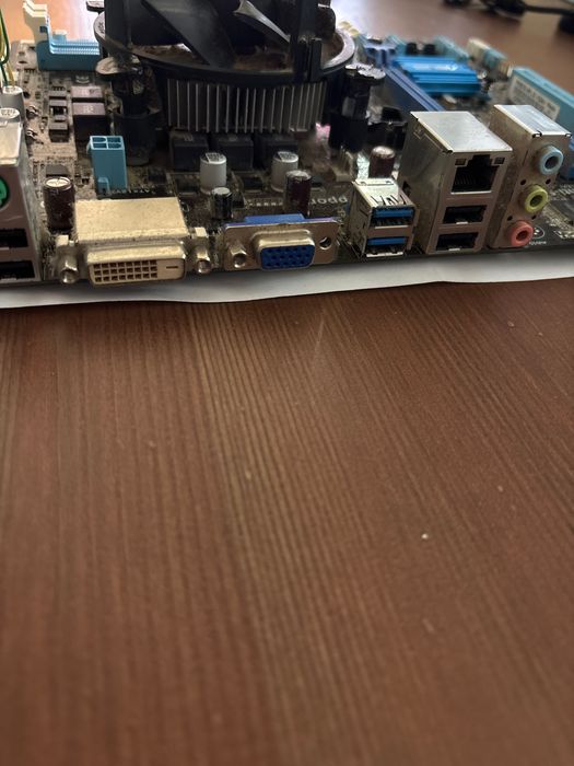 Motherboard Asus P8B75-M LX GA + Processador i3