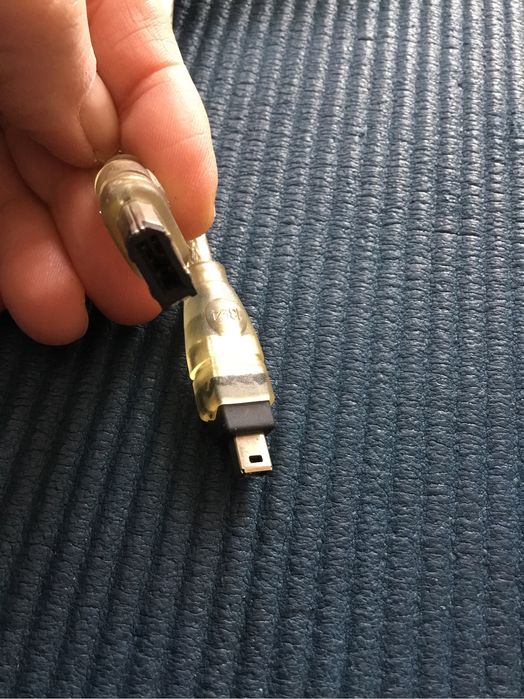 KAbel FireWire  do przesyłu danych