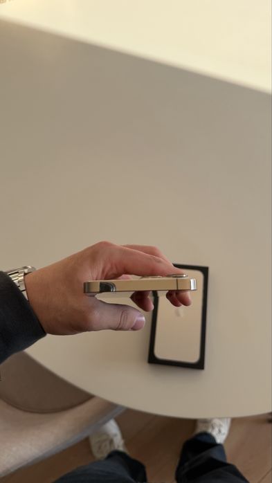 Iphone 13 Pro max Dourado