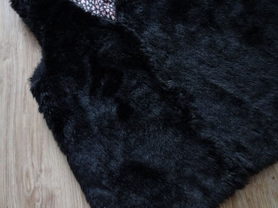 H&M kamizelka futerko bezrękawnik 158/164