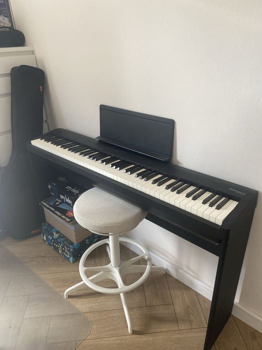 Roland fp30x + stand w cenie