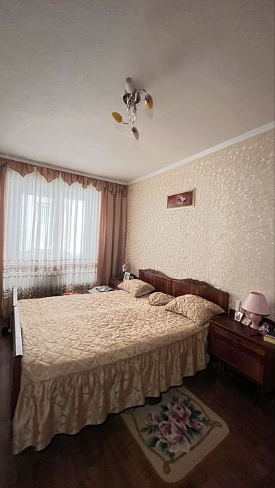 Продаж 3 кім квартири на Жадова