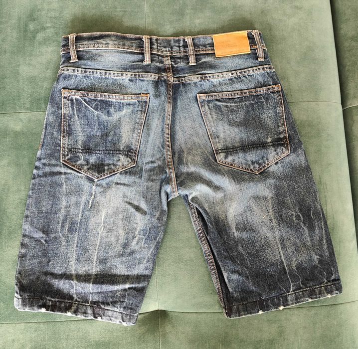 Чоловічі джинсові шорти Pull&Bear сині (EUR/40 MEX/31)