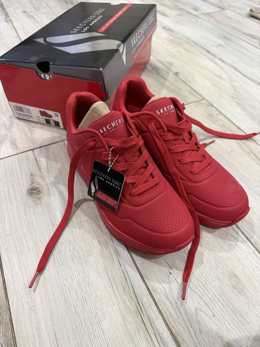 Skechers Stand On Air кросівки 39 (йде на 38 розмір)